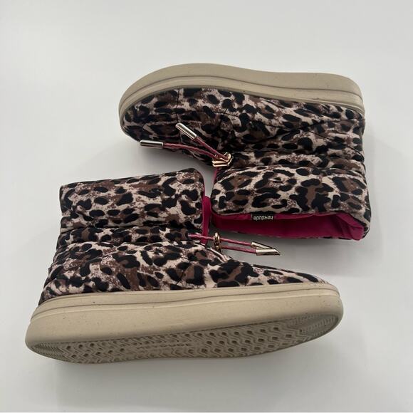 Hey Dude Girls Leopard Cheetah Margot Youth Eco Leopard Nut Boots - Picture 7 of 7